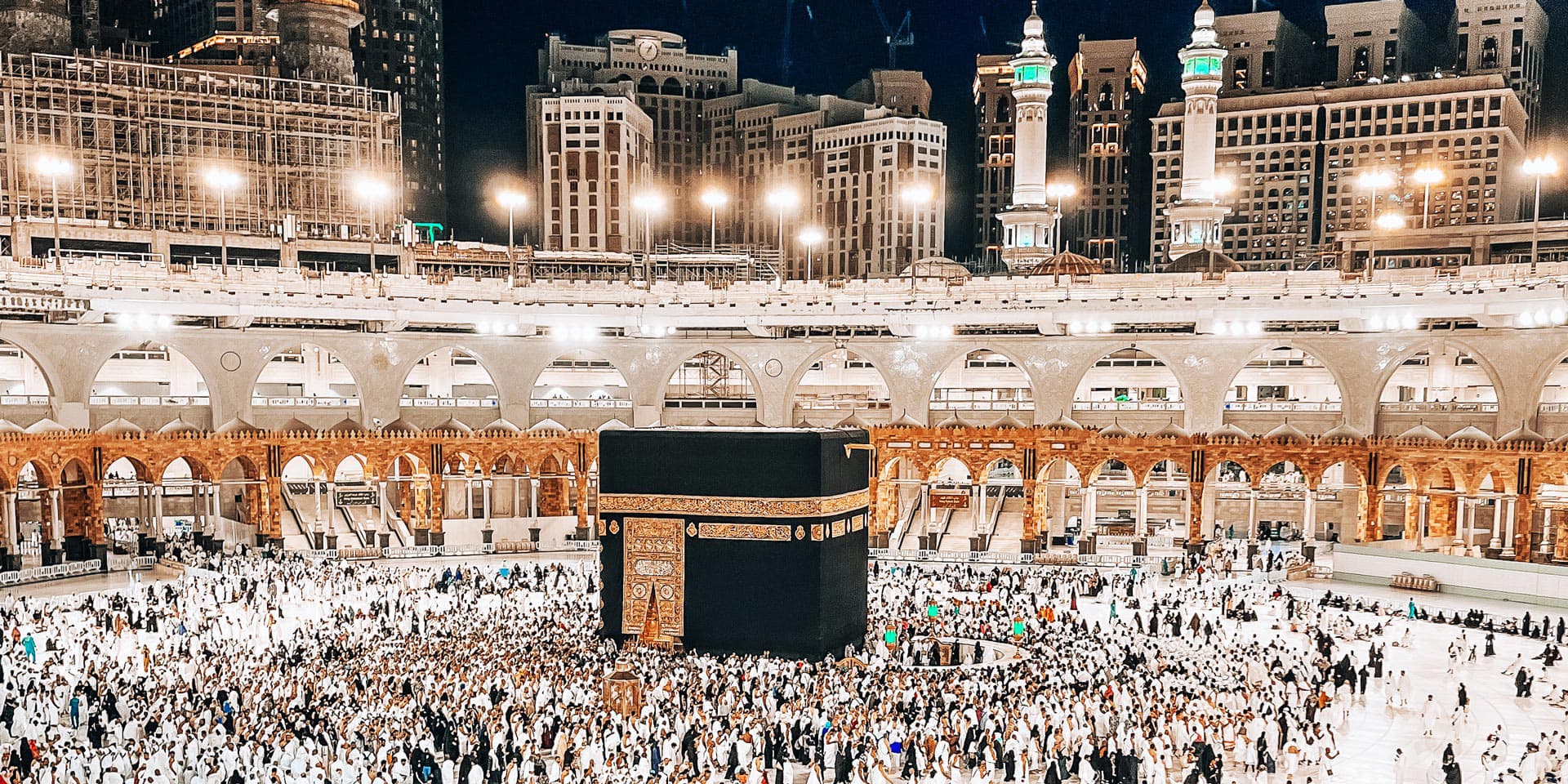 14 Nights 3 star Umrah Package
