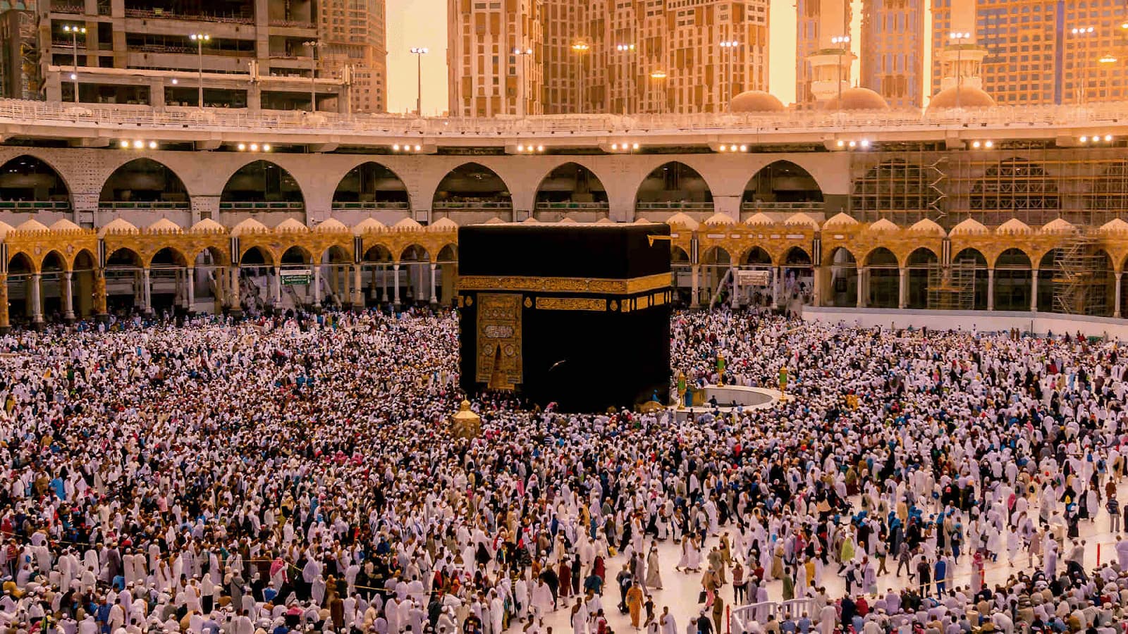14 Nights 5 star Umrah Package